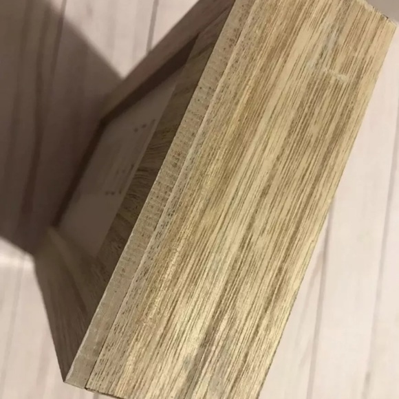 Rae Dunn Bee Kind.Frame - Picture 5 of 5